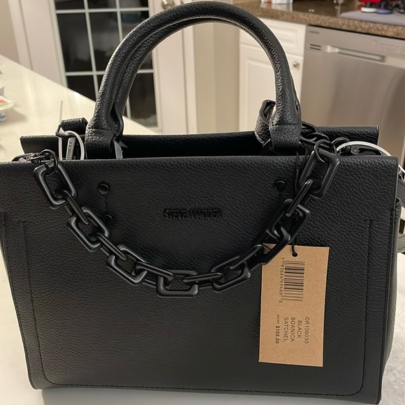 Steve Madden Handbags - 85. Steve Madden NWT black with Chain detail Satchel
